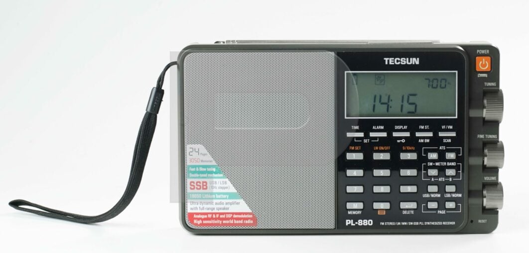 Tecsun PL-880