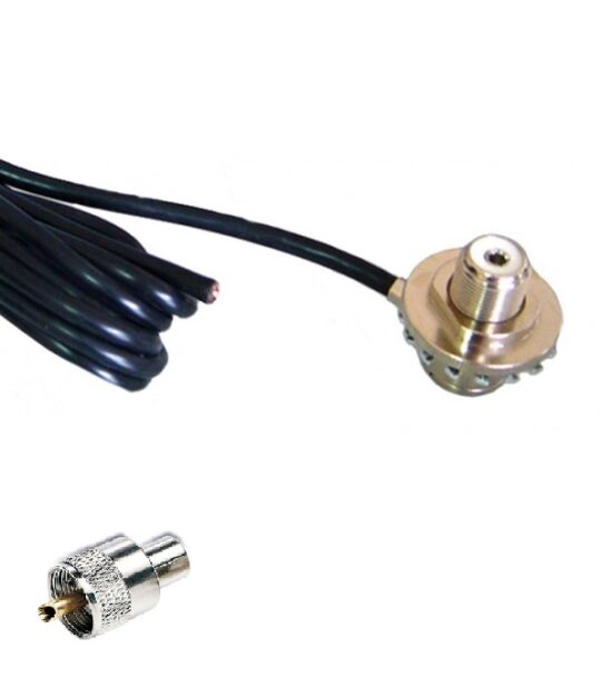 Base de antena Jetfon 26023 de superficie con conexión PL hembra acodada y tuerca de disco con 4 m de cable RG-58 para instalación en chasis de vehículo o soporte.