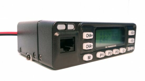 Dynascan M-24 Emisora VHF Radioaficionado
