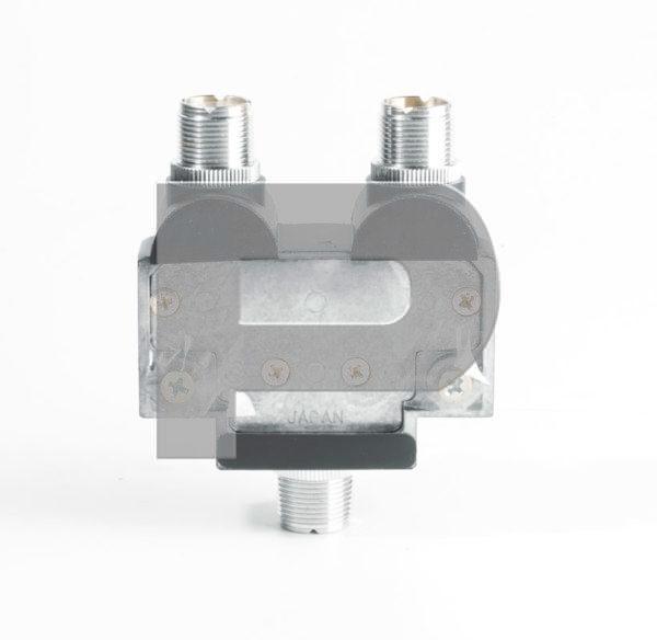 Conmutador De Antena CO-301N - 1 Entrada, 3 Salidas Tipo N - Hasta 1500 MHz, 50 Ohm, Para Radioaficionados