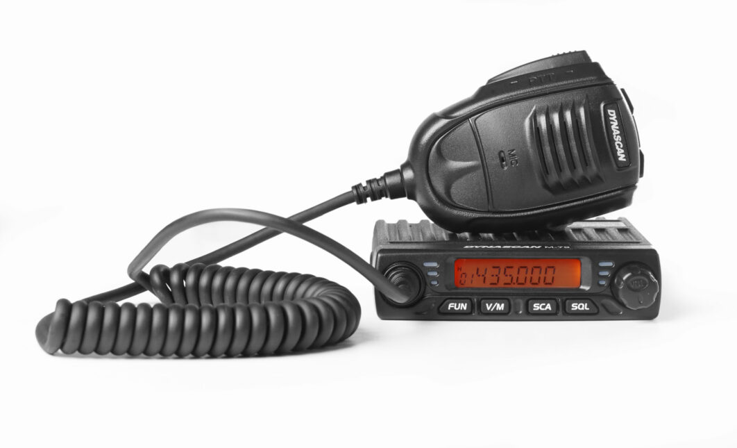 Emisora UHF Dynascan M-79U