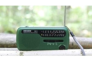 DEGEN DE13DSP BY TECSUN RADIO SOLAR DE EMERGENCIA