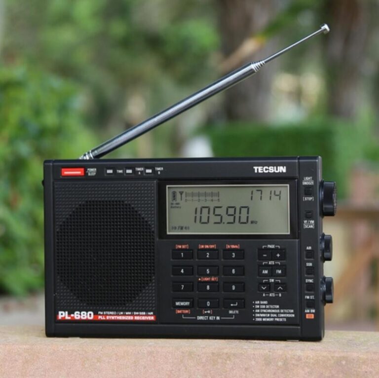 New Tecsun PL680 multiband receiver Pihernz Comunicaciones