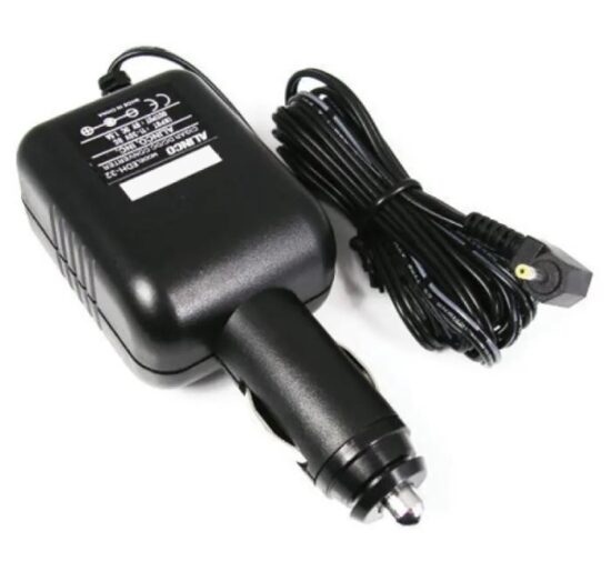 Alinco EDH-32 Cargador de coche DJ-C7